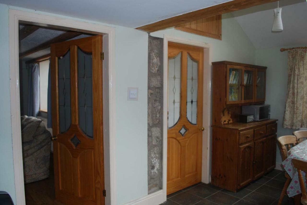 Ty Gylfinir Villa Llandegla Exterior photo